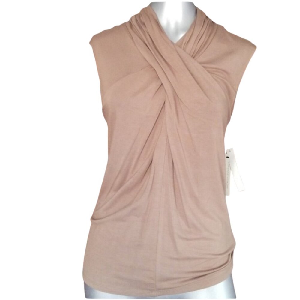 Top - Picture 2 of 2